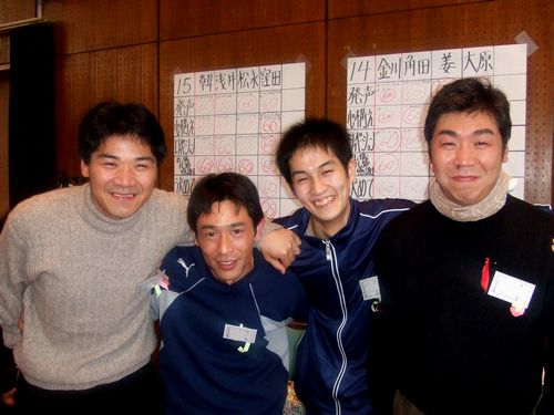 タヤマ学校基本研修卒業　左から２番目　松○さん