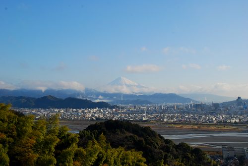静岡市内と富士山