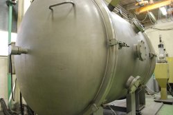 減圧プラズマ溶射装置