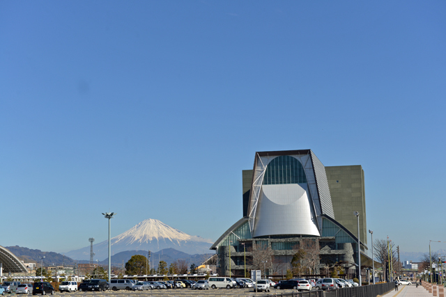 富士山と静岡グランシップ