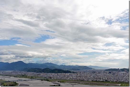 幻想的な空模様の静岡市内