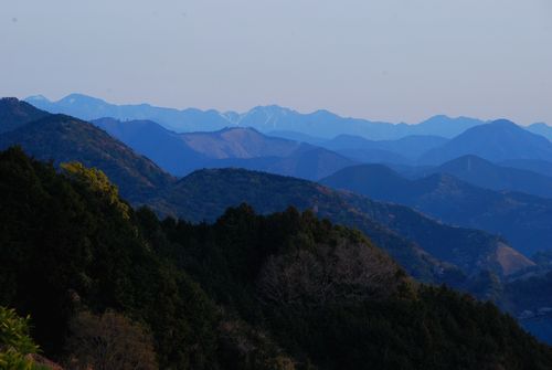 遠くに見える南アルプス