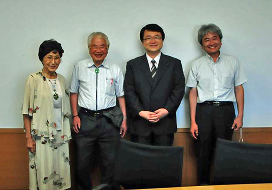 五日市剛さんと両親と私