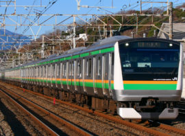 静岡の色を走る列車 ― 東海道線「湘南色」の由来