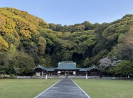 日課のラン＆ウォーキングと「護国神社」への想い。平和な日常に感謝して。