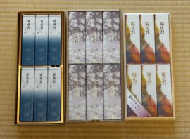 「使い切ったはずが・・・！　お線香の在庫がまだありました！」（笑）