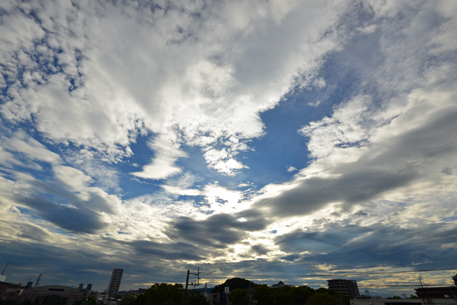 幻想的な空模様