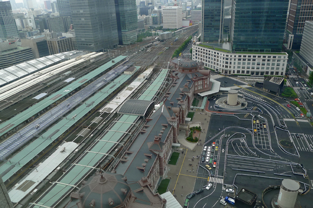 窓から見えた東京駅
