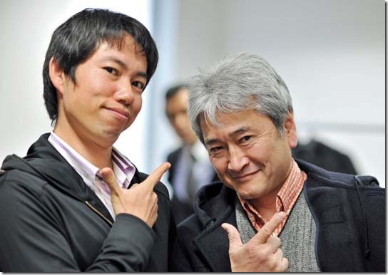 理系Gさん（左）・村田光生（右）