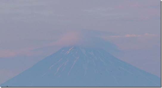 富士山と笠雲