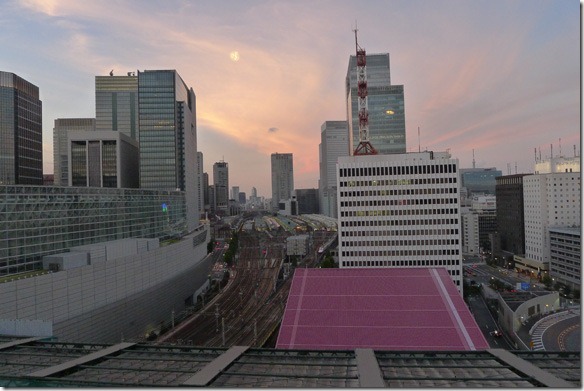 有楽町方面から東京駅を見る