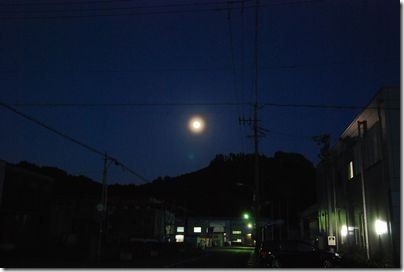 山の向こう側が静岡駅方面