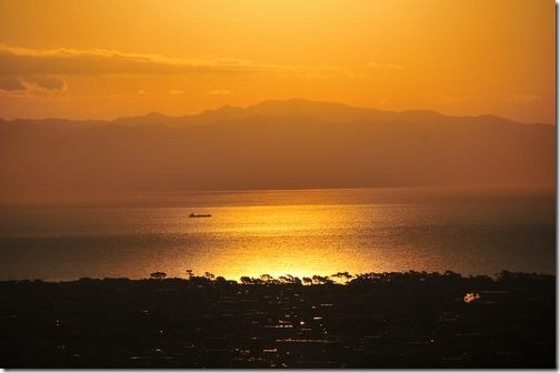 駿河湾越しに伊豆半島がみえます