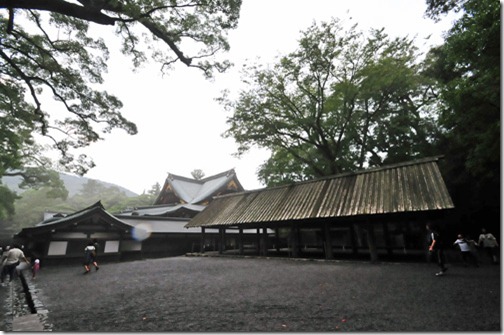 社務所・神楽殿・五状殿