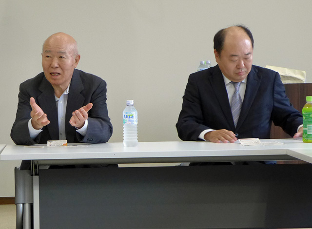 （株）吉寿屋　神吉会長と神吉社長